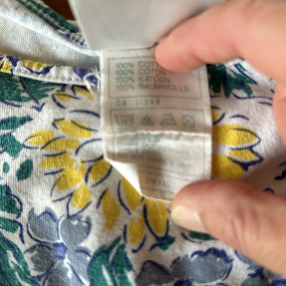 Laura Ashley floral blue and yellow tank top - Picture 3 of 4